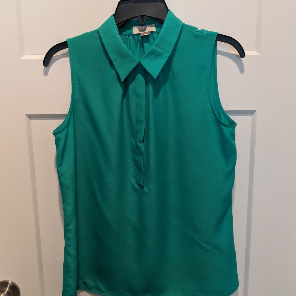 Loft blouse size small